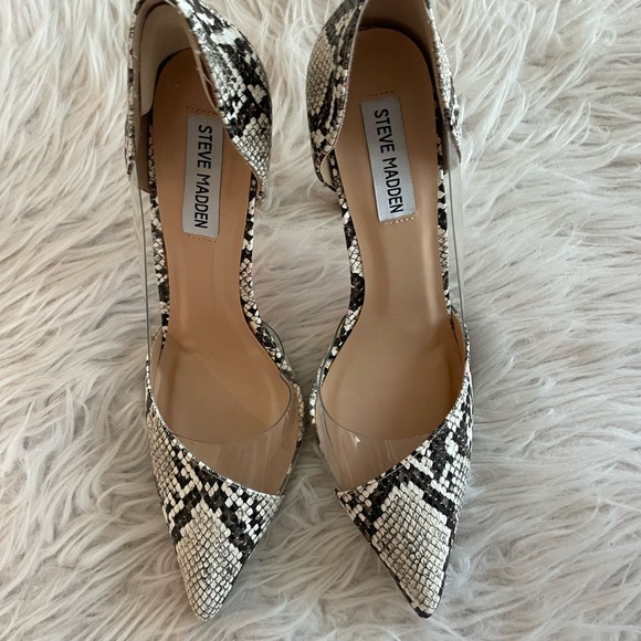 Steve Madden heels - Picture 2 of 2
